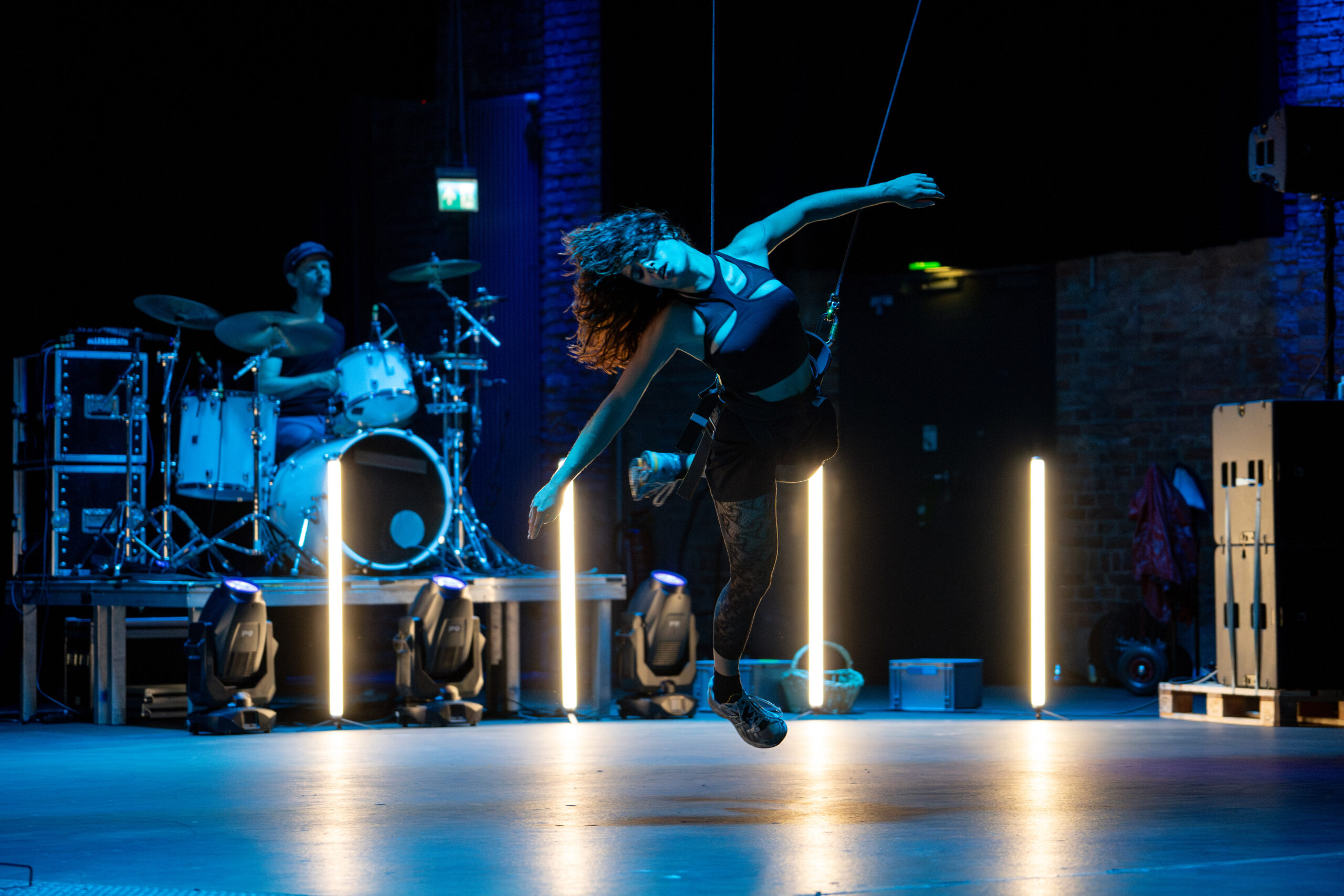 Oxymoron_Dance_Company_c_Markus_Bertuzzo (25)